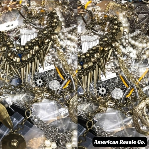 5 lbs Jewelry Lot-Some Good Some Broken-Necklaces,Bracelets,Earrings-All metal - Picture 7 of 9